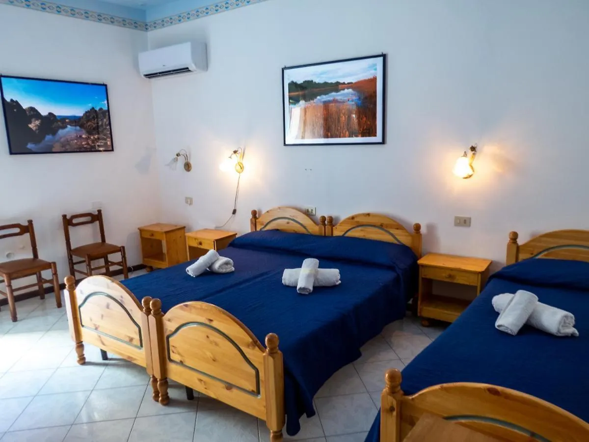Casa Vittorio B&B Липари 3*,