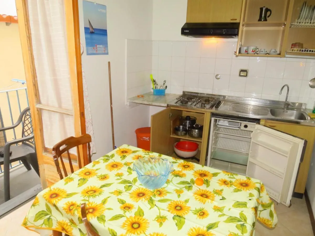Casa Vittorio B&B Липари 3*,  Италия
