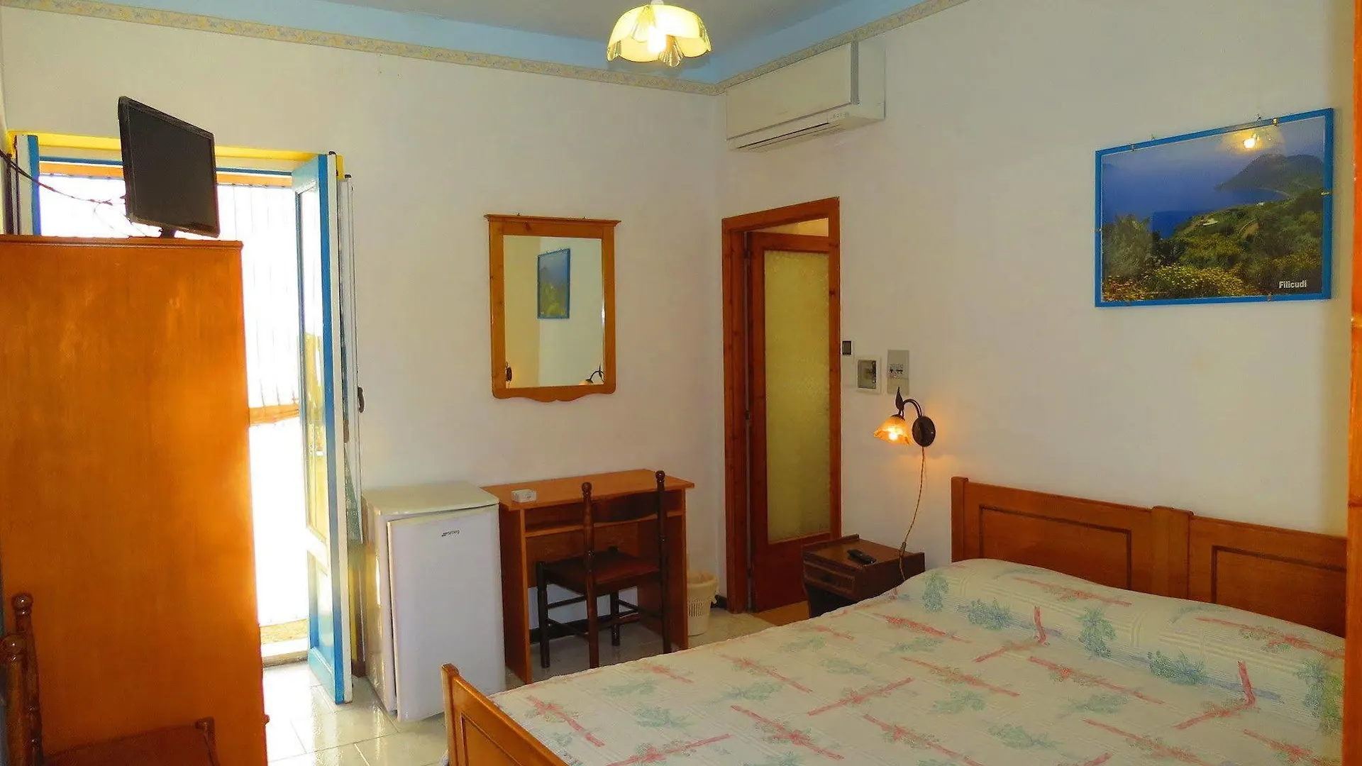 Casa Vittorio B&B Lipari  3*, Lipari (Isola Lipari)