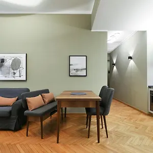 contempora-apartments-cavallotti-13-b21.it-lombardy.com/