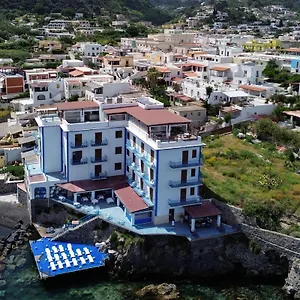 3* Hotel Rocce Azzurre