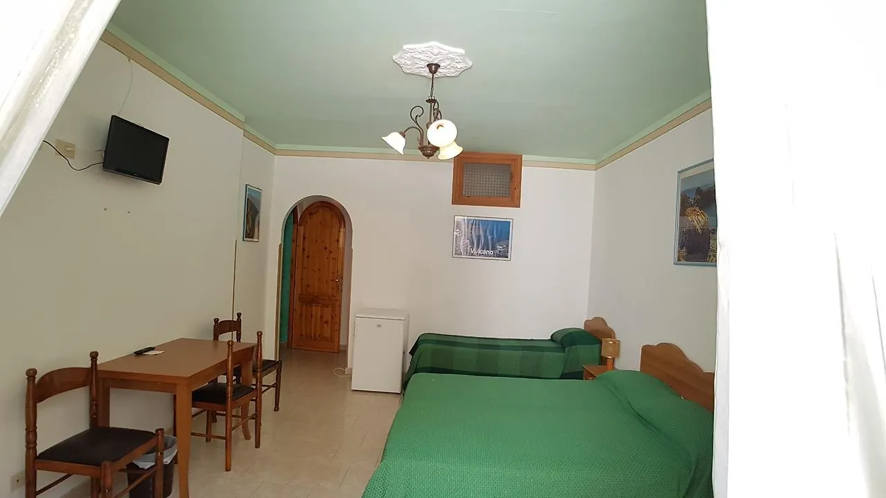 Hotel Casa Vittorio à Lipari  3*, Lipari (Isola Lipari)